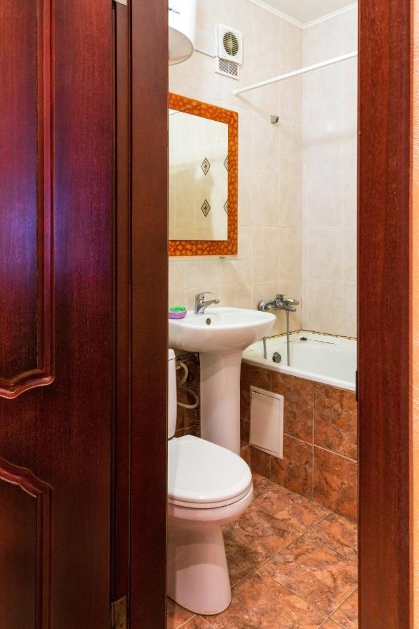 קייב Apartment Triokhsviatytelskaya Street 3 מראה חיצוני תמונה
