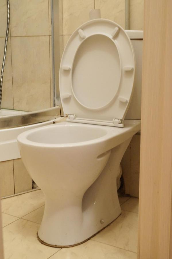 קייב Apartment Triokhsviatytelskaya Street 3 מראה חיצוני תמונה